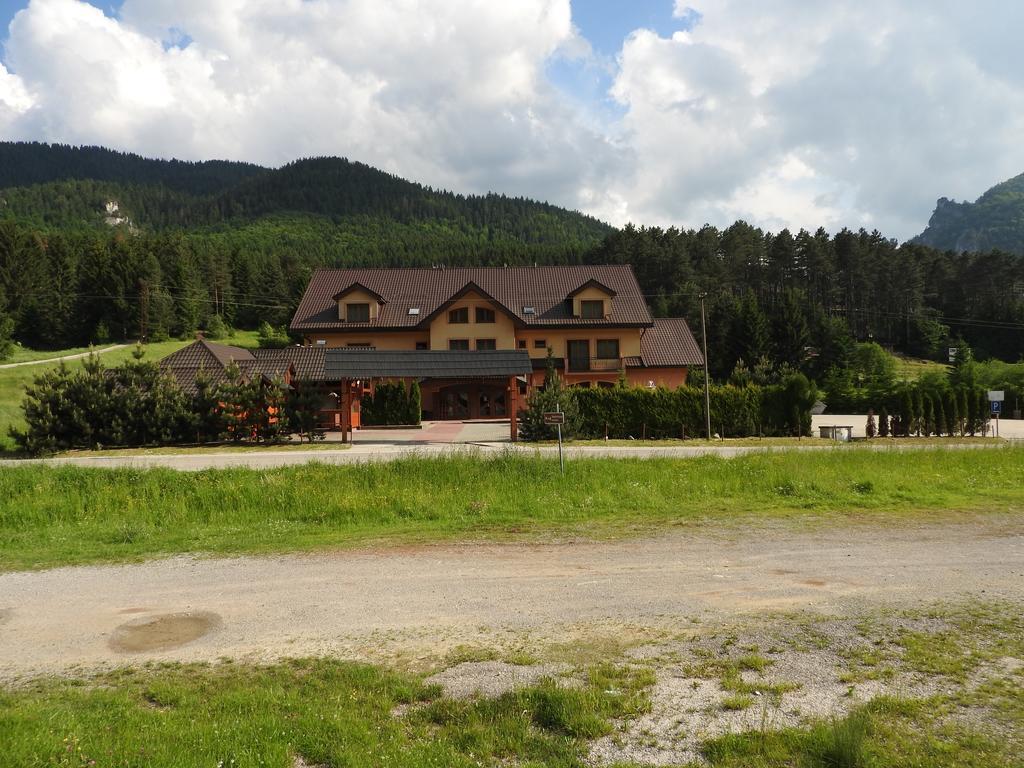 Penzion Montana Tierchowa Zewnętrze zdjęcie